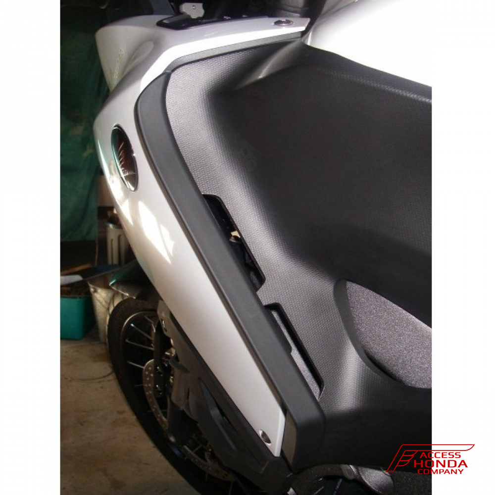 Оригинальный комплект боковых дефлекторов для мотоцикла Honda VFR1200X/XD Crosstourer '12-'16 08R70MGHJ20 (08R70-MGH-J20) Оригинальный комплект боковых дефлекторов для мотоцикла Honda VFR1200X/XD Crosstourer '12-'16 08R70MGHJ20 (08R70-MGH-J20)