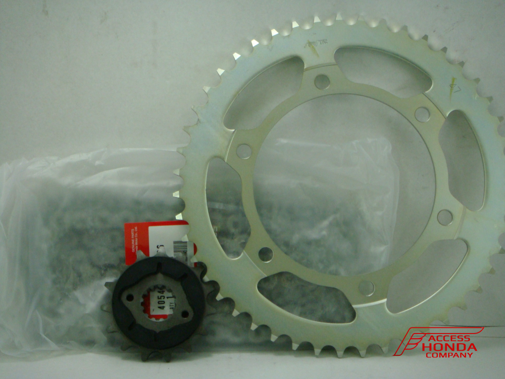 Оригинальный комплект из цепи и звёзд Honda 06406MFFP01 (06406-MFF-P01) Оригинальный комплект из цепи и звёзд Honda 06406MFFP01 (06406-MFF-P01)