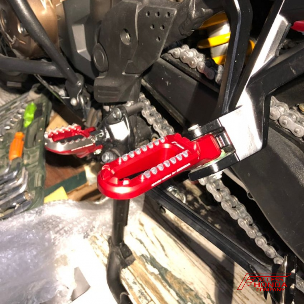 Оригинальный комплект подножек Rizoma для мотоцикла Honda CRF1000L Africa Twin 08ESYMJPR816 (08ESY-MJP-R816) Оригинальный комплект подножек Rizoma для мотоцикла Honda CRF1000L Africa Twin 08ESYMJPR816 (08ESY-MJP-R816)