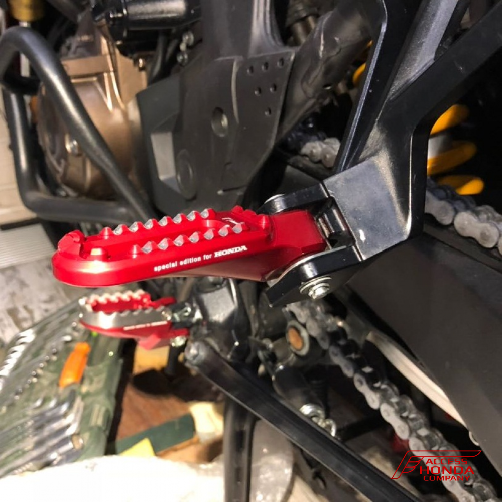 Оригинальный комплект подножек Rizoma для мотоцикла Honda CRF1000L Africa Twin 08ESYMJPR816 (08ESY-MJP-R816) Оригинальный комплект подножек Rizoma для мотоцикла Honda CRF1000L Africa Twin 08ESYMJPR816 (08ESY-MJP-R816)