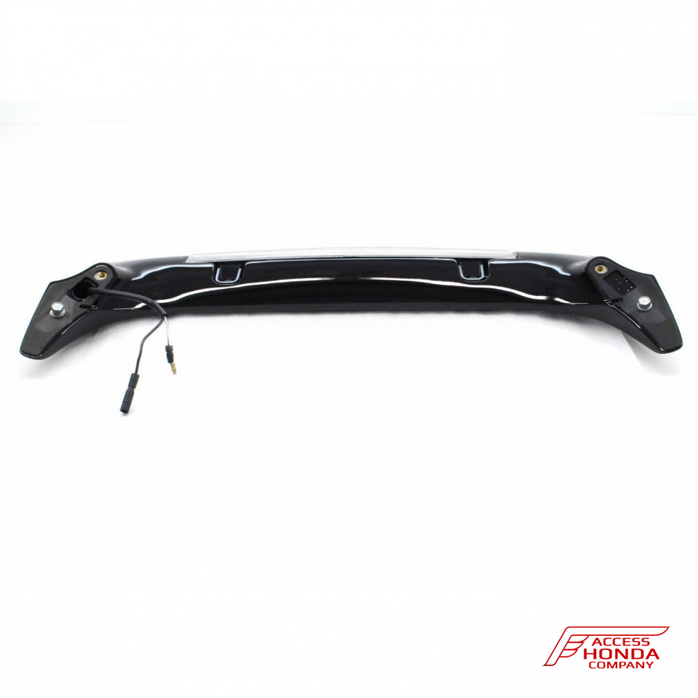 Оригинальный спойлер со стоп-сигналом на центральный кофр мотоцикла Honda GL1800 Gold Wing '01-'16 08F64MCA111C (08F64-MCA-111C) Оригинальный спойлер со стоп-сигналом на центральный кофр мотоцикла Honda GL1800 Gold Wing '01-'16 08F64MCA111C (08F64-MCA-111C)