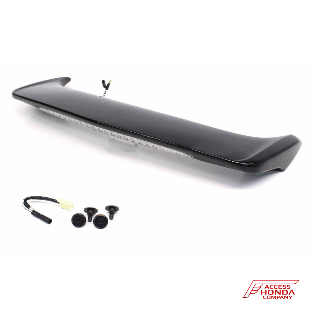 Оригинальный спойлер со стоп-сигналом на центральный кофр мотоцикла Honda GL1800 Gold Wing '01-'16 08F64MCA111C (08F64-MCA-111C) Оригинальный спойлер со стоп-сигналом на центральный кофр мотоцикла Honda GL1800 Gold Wing '01-'16 08F64MCA111C (08F64-MCA-111C)