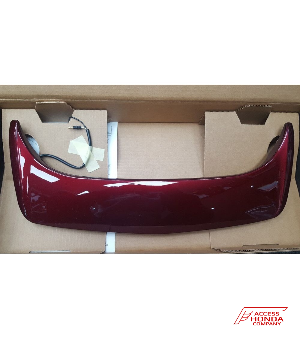 Оригинальный спойлер со стоп-сигналом на центральный кофр мотоцикла Honda GL1800 Gold Wing '01-'16 08F64MCA8Y1C (08F64-MCA-8Y1C) Оригинальный спойлер со стоп-сигналом на центральный кофр мотоцикла Honda GL1800 Gold Wing '01-'16 08F64MCA8Y1C (08F64-MCA-8Y1C)