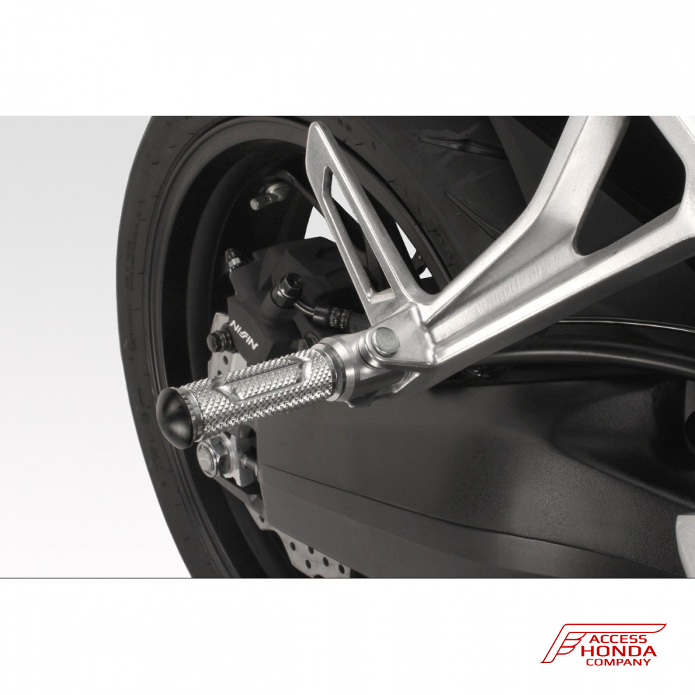Складные пассажирские подножки DPM Race для мотоциклов Honda Складные пассажирские подножки DPM Race для мотоциклов Honda