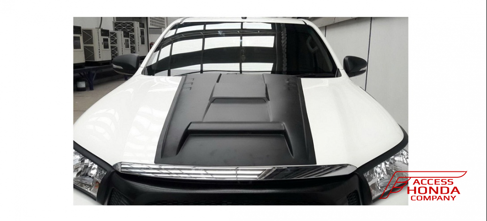 Накладка на капот Toyota Hilux 2015-2016 Накладка на капот Toyota Hilux 2015-2016