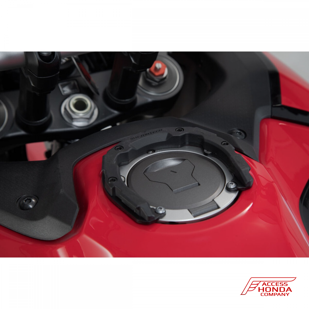 Крепление SW-MOTECH PRO для сумок на бак на Honda CRF1100L Africa Twin SD08 (19-21) Крепление SW-MOTECH PRO для сумок на бак на Honda CRF1100L Africa Twin SD08 (19-21)