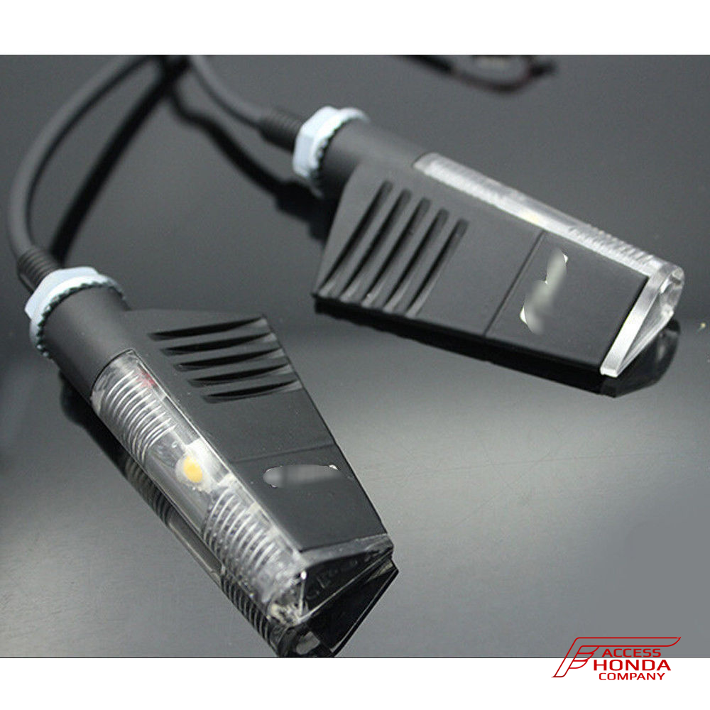 Универсальные светодиодные поворотники для мотоцикла Honda (2 шт.) Универсальные светодиодные поворотники для мотоцикла Honda (2 шт.)