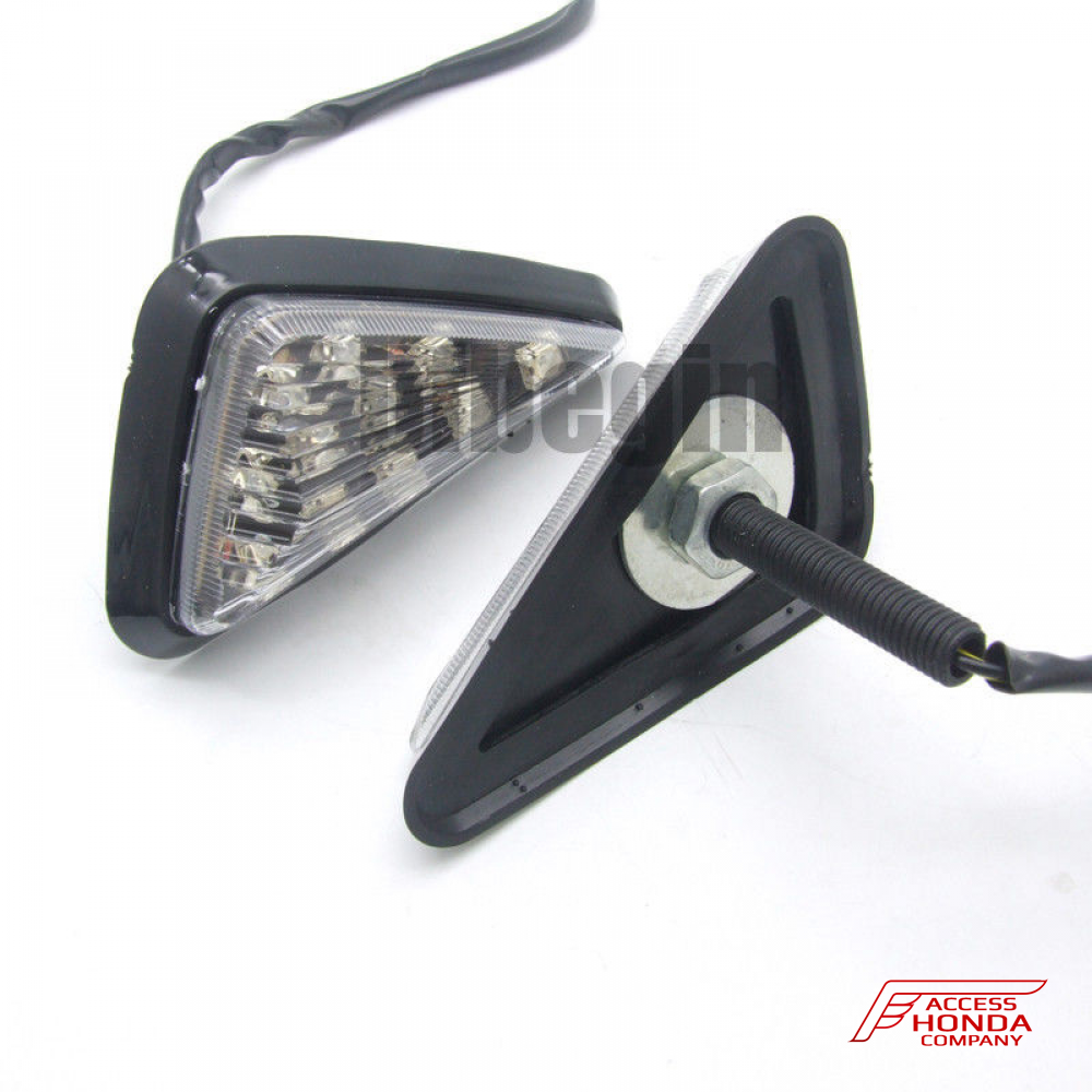 Универсальные светодиодные поворотники для мотоцикла Honda (2 шт.) Универсальные светодиодные поворотники для мотоцикла Honda (2 шт.)