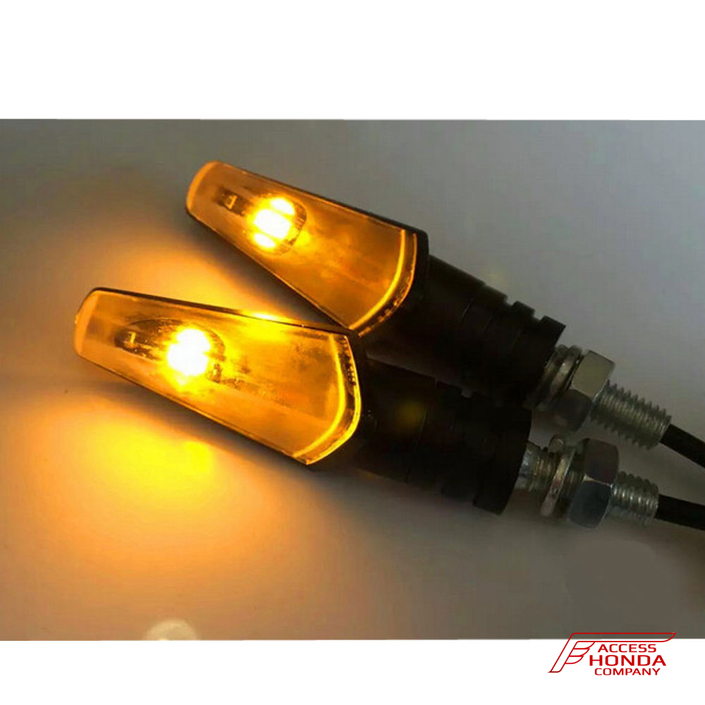 Универсальные светодиодные поворотники для мотоцикла Honda (2 шт.) Универсальные светодиодные поворотники для мотоцикла Honda (2 шт.)