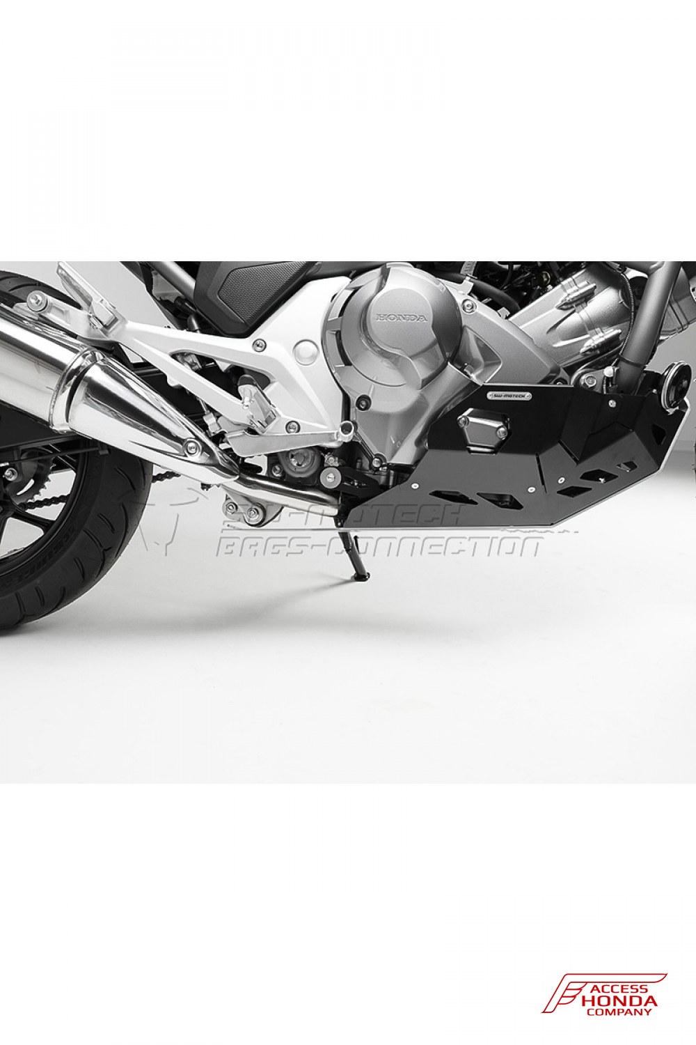 Защита картера SW-Motech для мотоцикла Honda NC700SD/XD / NC750SD/XD (с автоматической коробкой передач DCT) Защита картера SW-Motech для мотоцикла Honda NC700SD/XD / NC750SD/XD (с автоматической коробкой передач DCT)