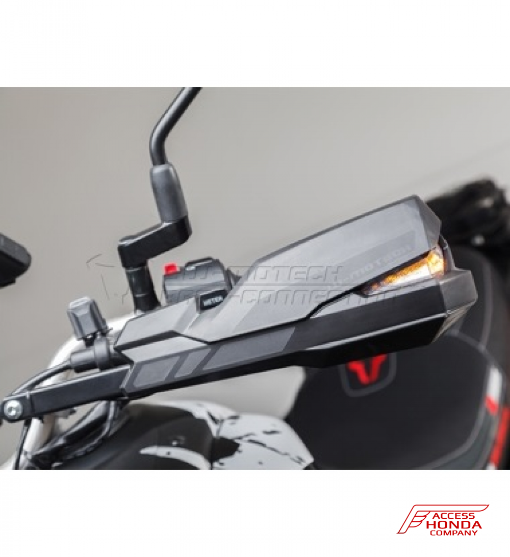 Защита рук и рычагов управления SW-Motech KOBRA для мотоцикла Honda (только для оригинальных рулей) Защита рук и рычагов управления SW-Motech KOBRA для мотоцикла Honda (только для оригинальных рулей)